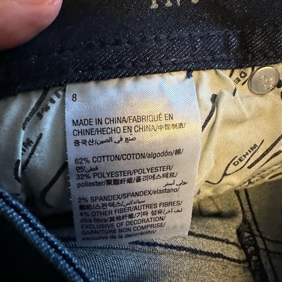 Inc Blue Jeans size 8 frayed patches on legs and cuff of Jean💙 - Picture 14 of 16